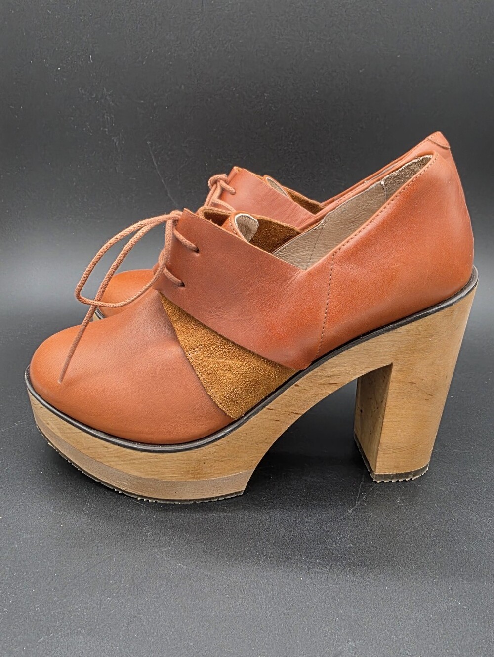 Women’s Lace-Up Platform Heels in Cognac Brown